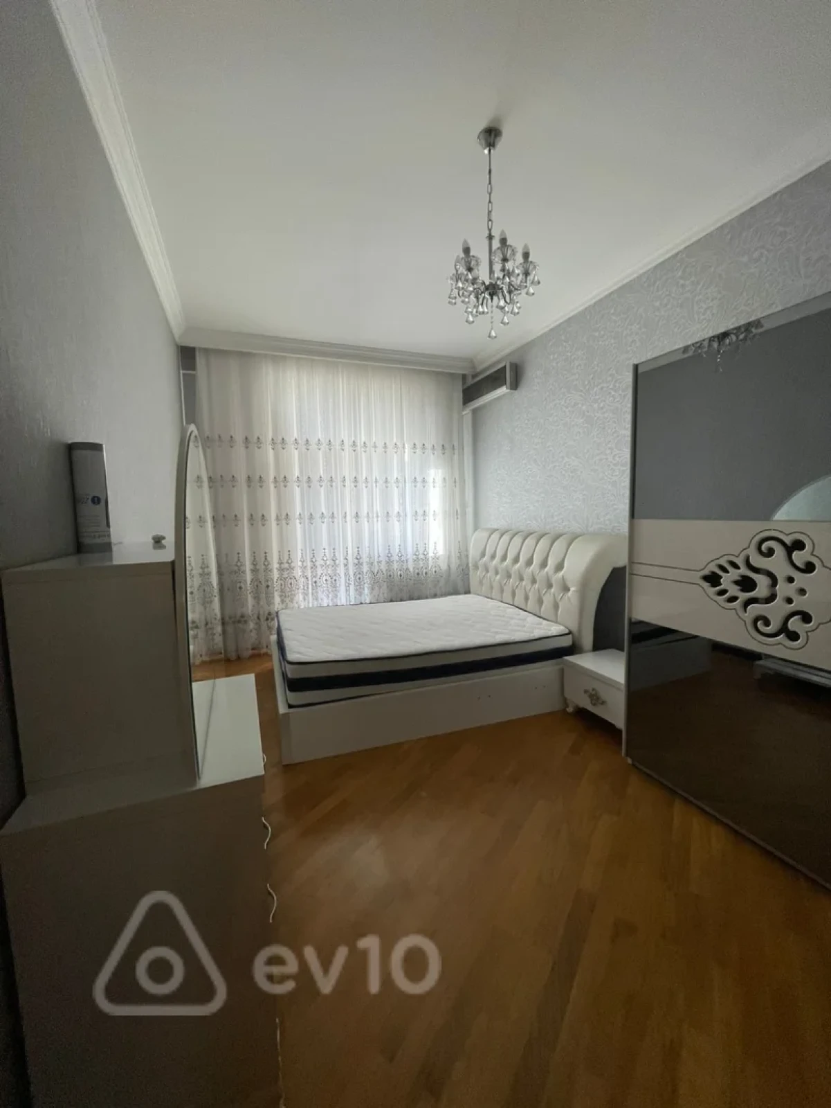 Satılır 3 otaqlı yeni tikili 126 m²