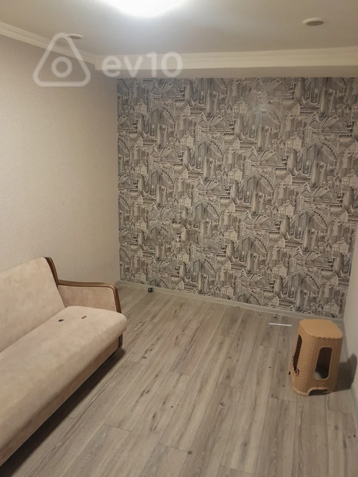 Kirayə verilir 1 otaqlı köhnə tikili 18 m²
