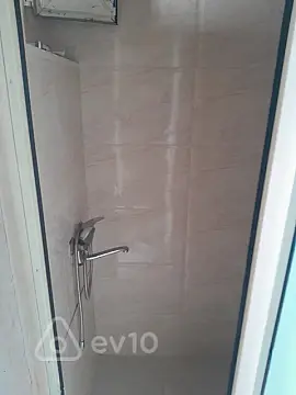 Kirayə verilir 1 otaqlı köhnə tikili 18 m²