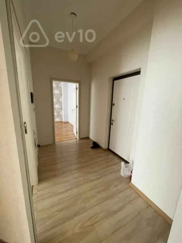 Kirayə verilir 2 otaqlı yeni tikili 63 m²