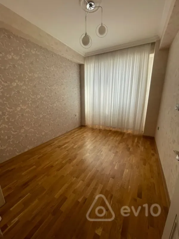 Kirayə verilir 2 otaqlı yeni tikili 63 m²