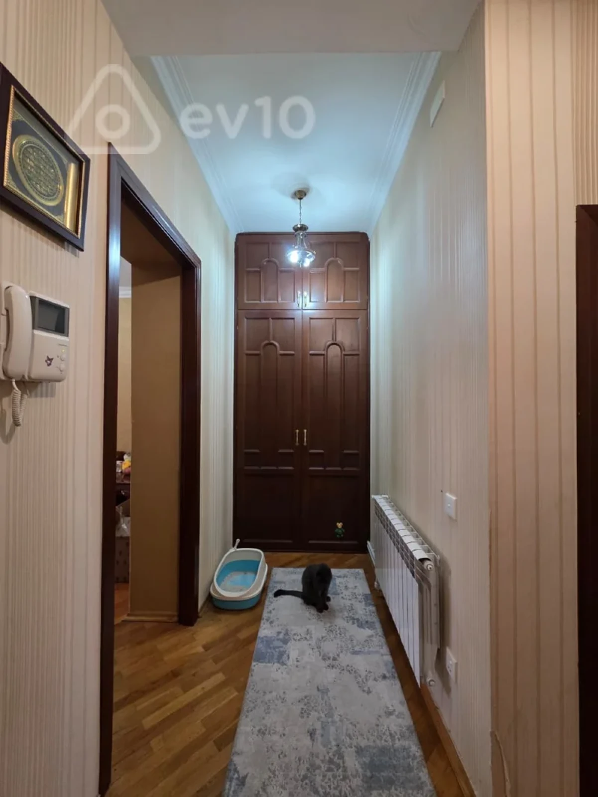Satılır 3 otaqlı köhnə tikili 80 m²