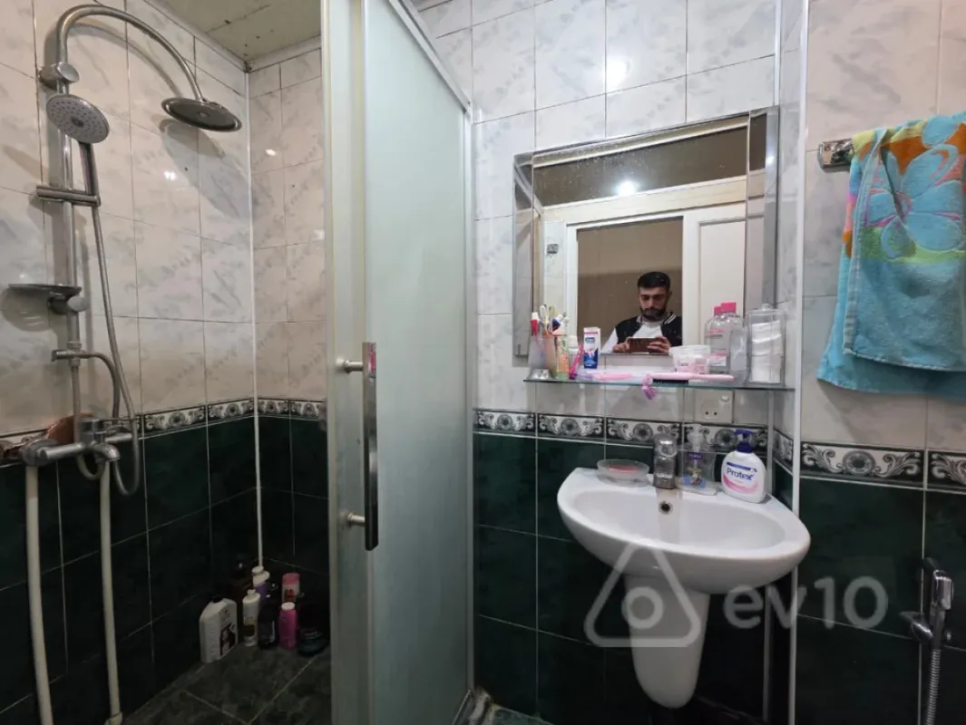 Satılır 3 otaqlı köhnə tikili 80 m²