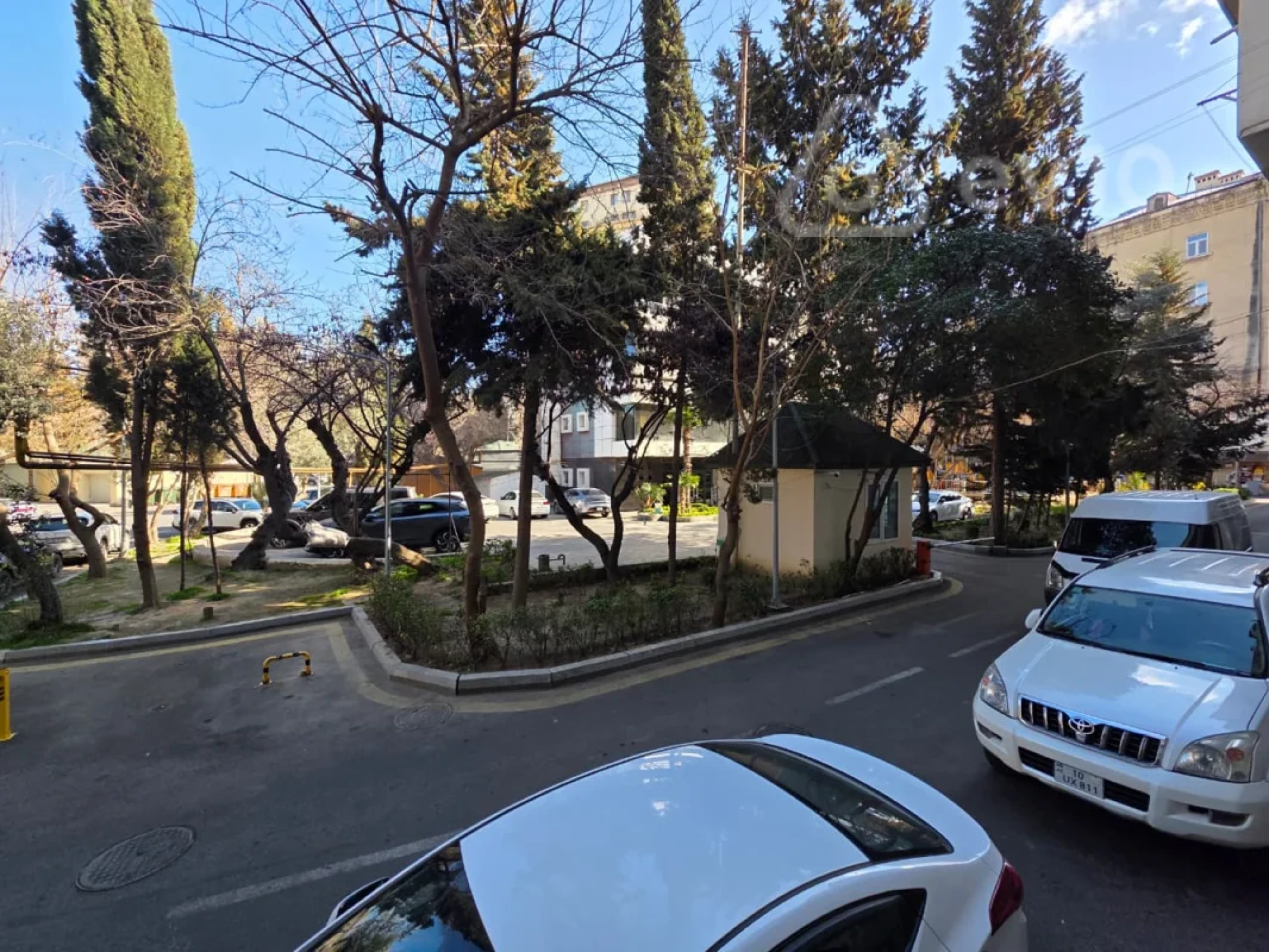 Satılır 3 otaqlı köhnə tikili 80 m²