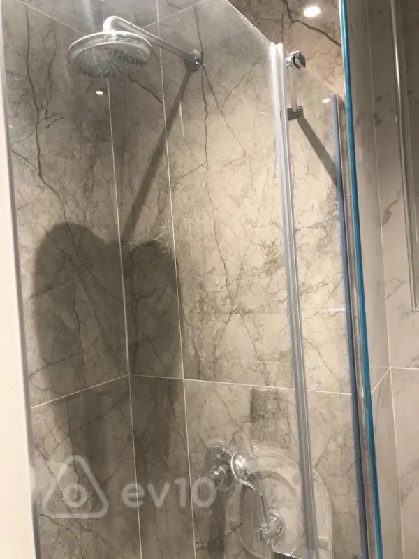 Kirayə verilir 2 otaqlı yeni tikili 55 m²