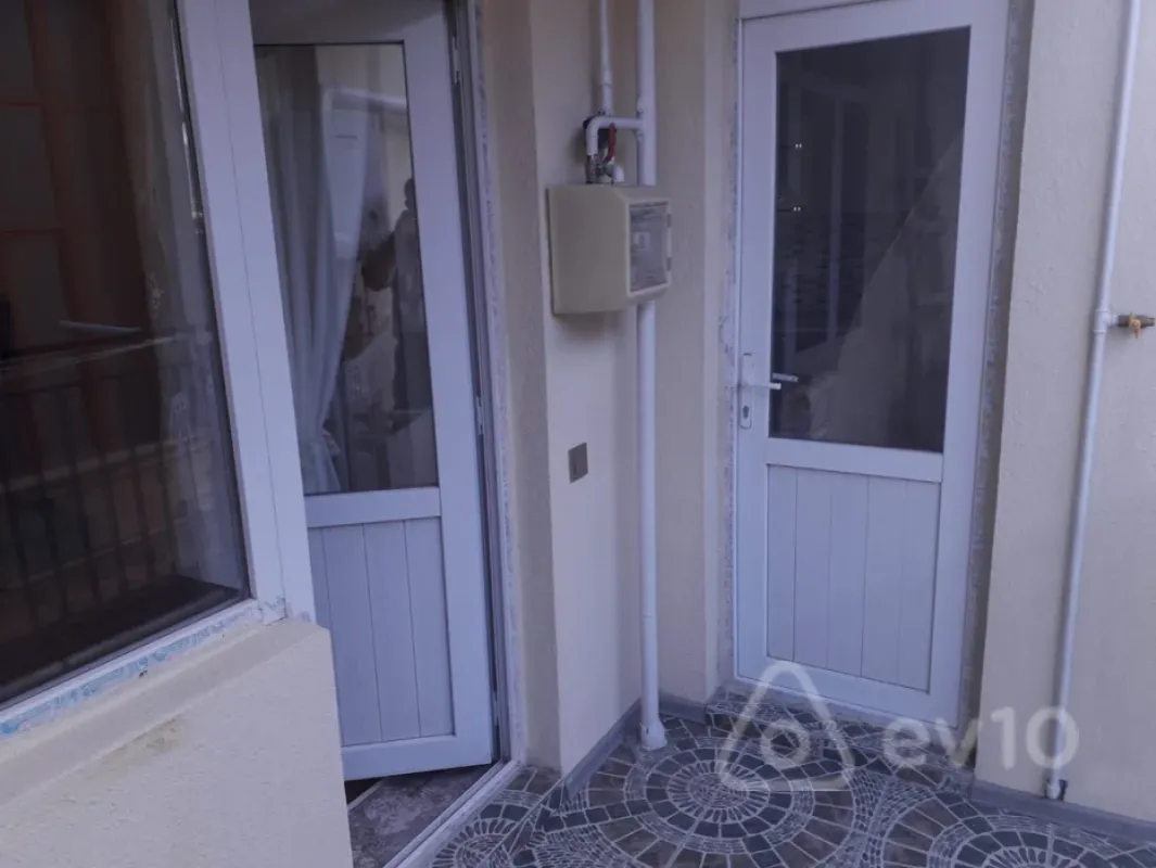 Satılır 2 otaqlı yeni tikili 70 m²