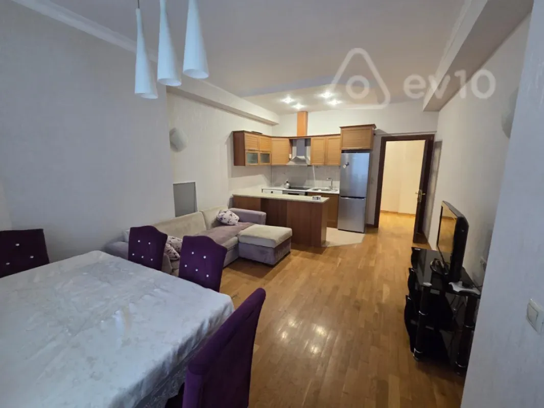 Kirayə verilir 2 otaqlı yeni tikili 85 m²