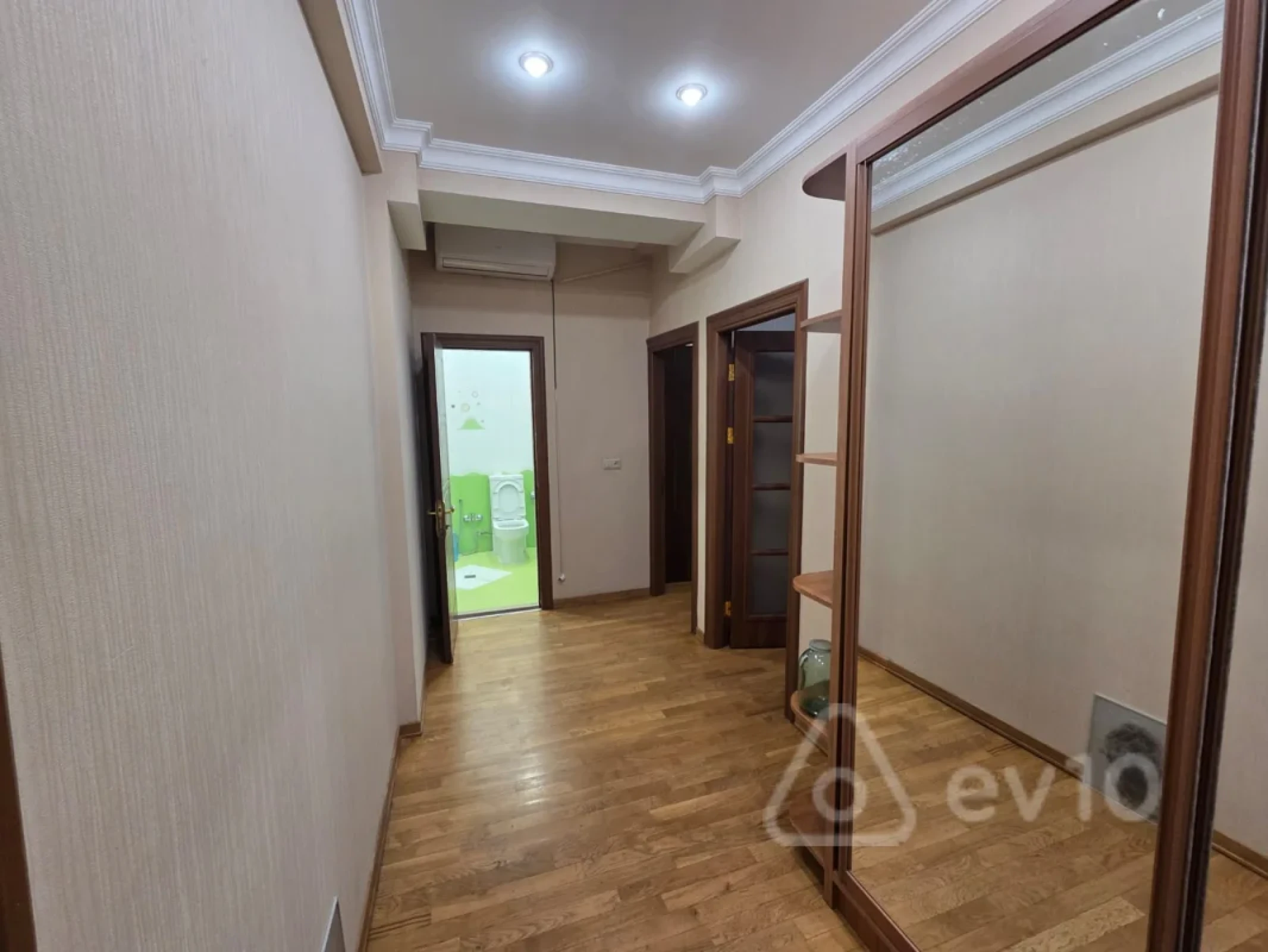 Kirayə verilir 2 otaqlı yeni tikili 85 m²