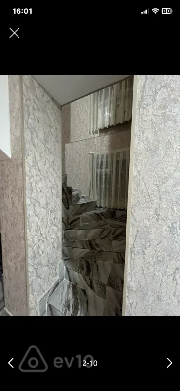 Kirayə verilir 2 otaqlı həyət evi 80 m²