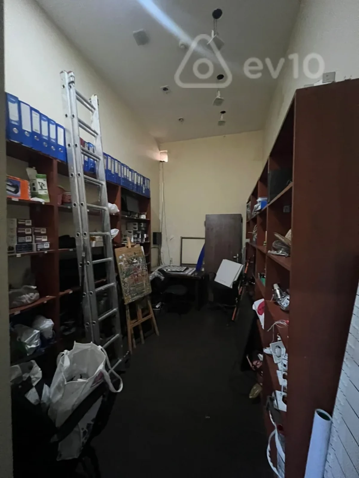 Kirayə verilir mənzil 380 m²