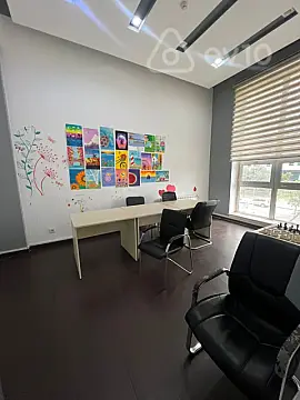 Kirayə verilir mənzil 380 m²