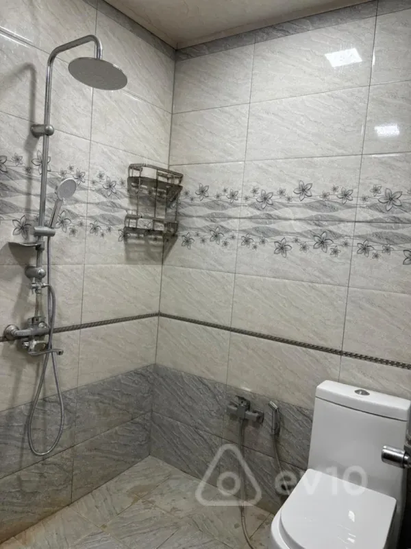 Kirayə verilir 2 otaqlı yeni tikili 60 m²