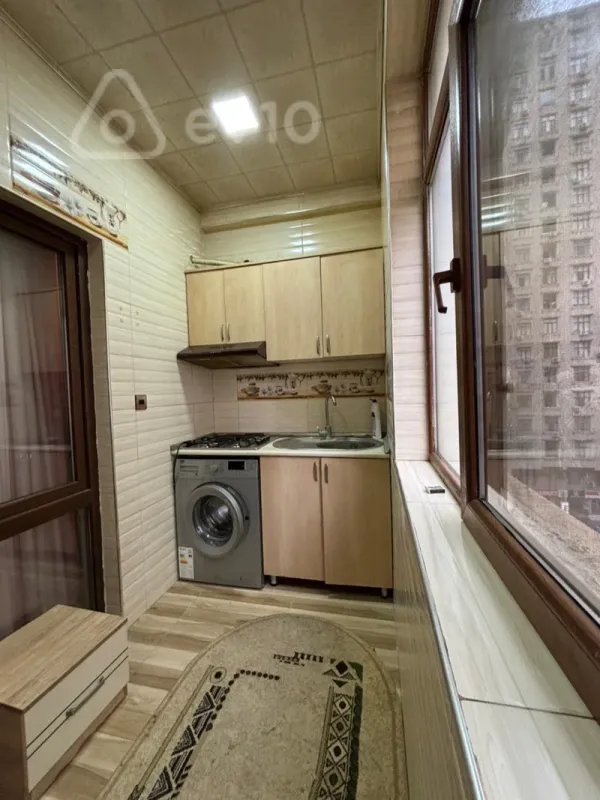 Kirayə verilir 2 otaqlı yeni tikili 60 m²