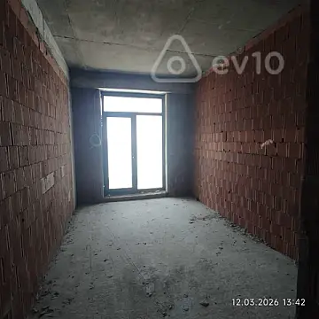 Satılır 2 otaqlı yeni tikili 66 m²