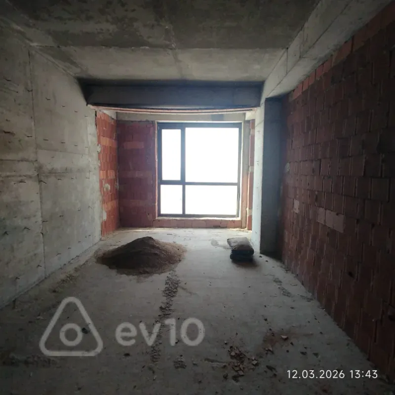 Satılır 2 otaqlı yeni tikili 66 m²