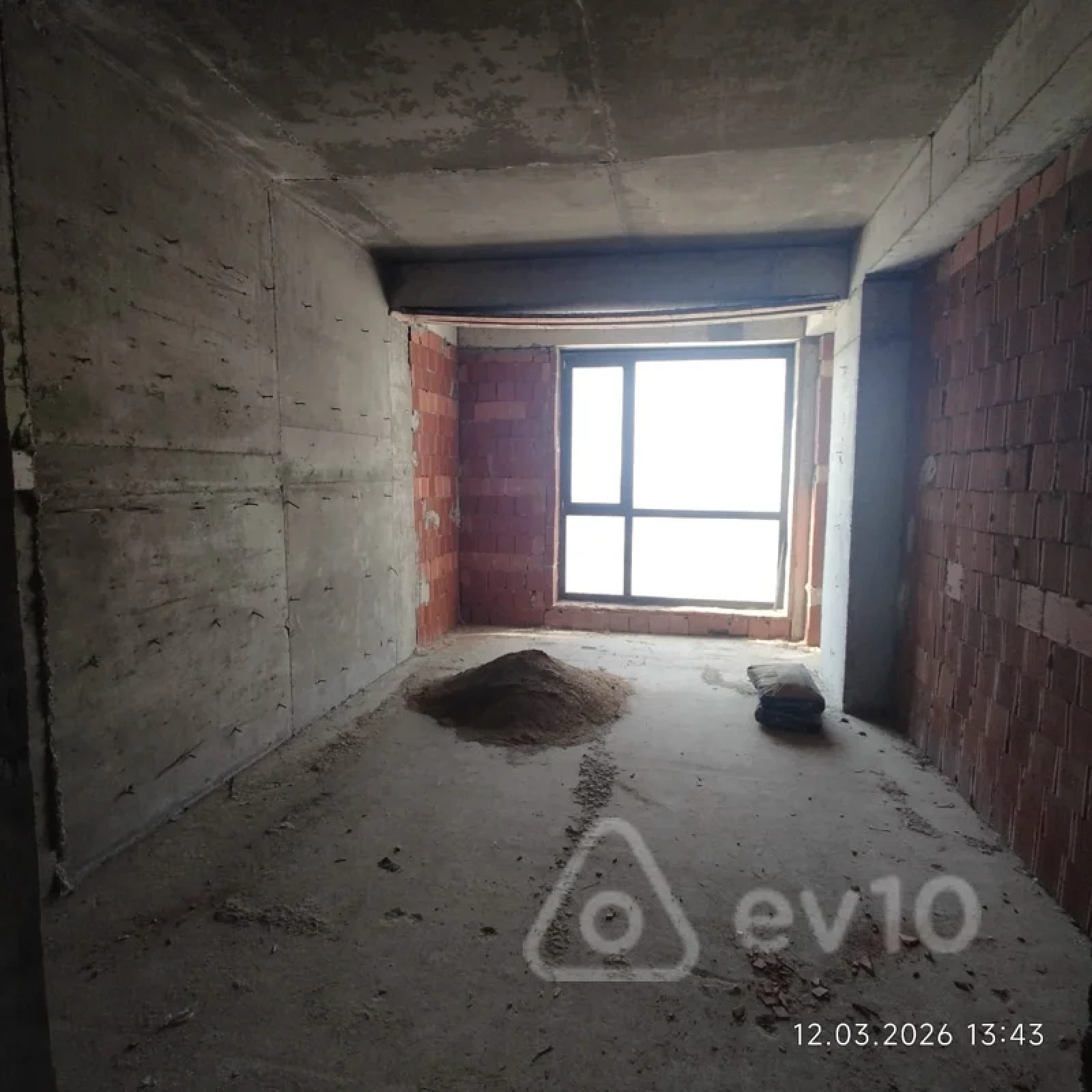 Satılır 2 otaqlı yeni tikili 66 m²