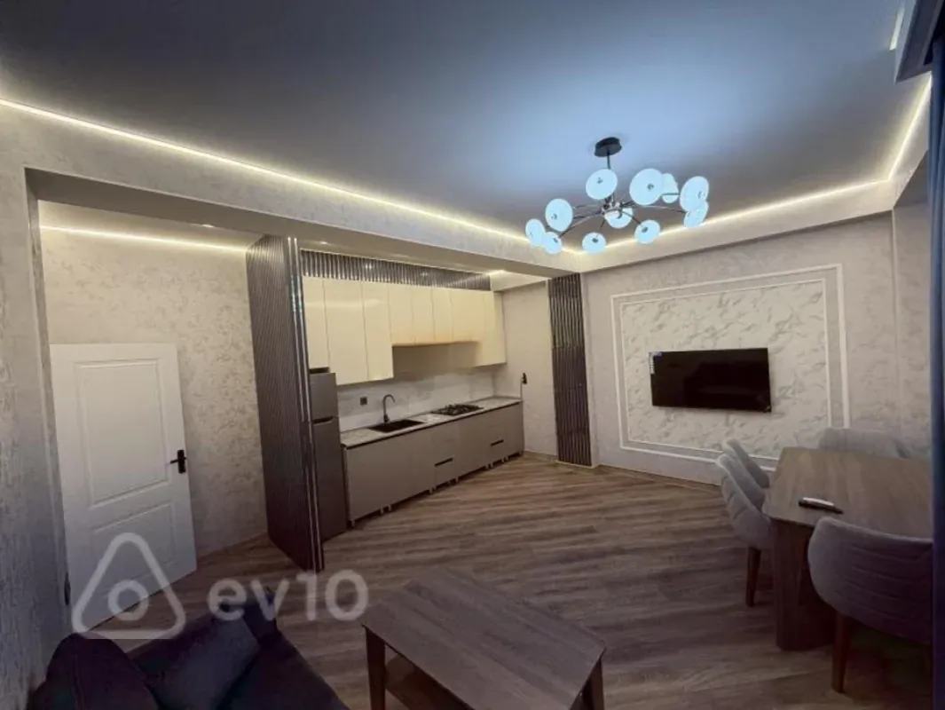Kirayə verilir 2 otaqlı yeni tikili 75 m²