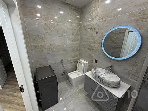 Kirayə verilir 2 otaqlı yeni tikili 75 m²