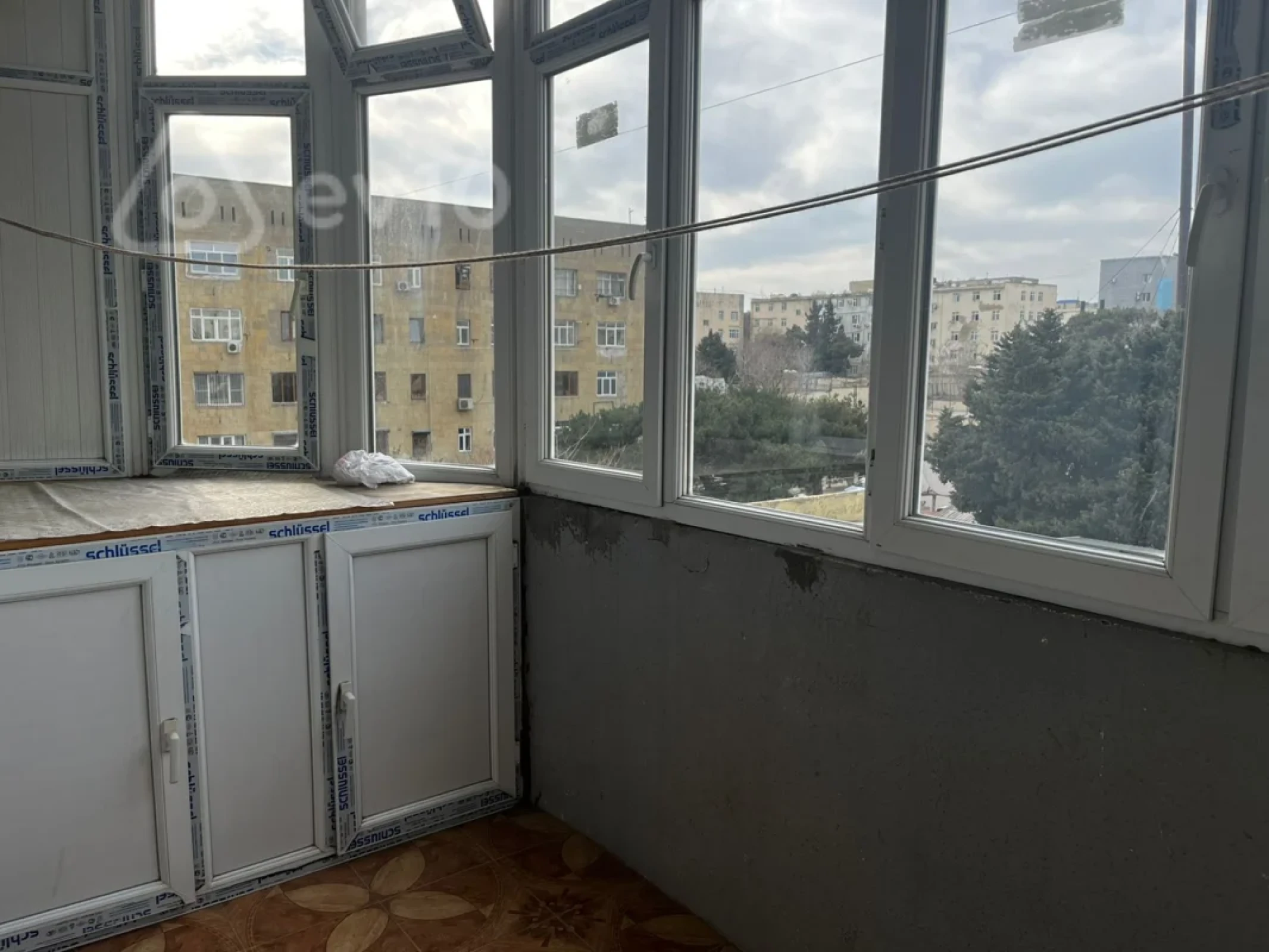 Kirayə verilir 3 otaqlı yeni tikili 70 m²
