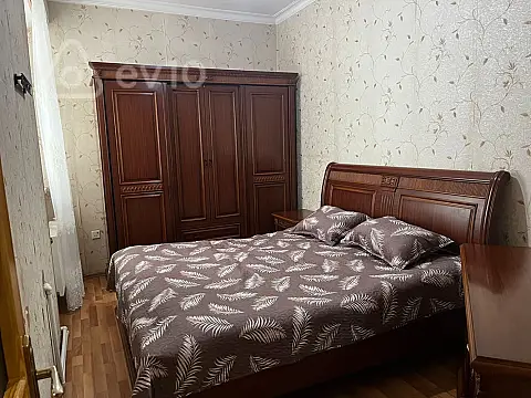 Kirayə verilir 3 otaqlı yeni tikili 70 m²