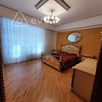 Kirayə verilir 2 otaqlı yeni tikili 100 m²
