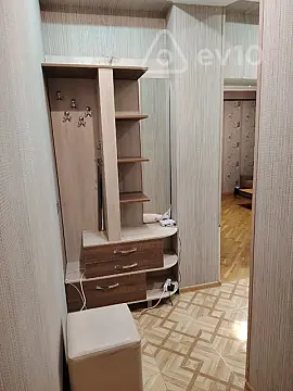Kirayə verilir 2 otaqlı yeni tikili 80 m²