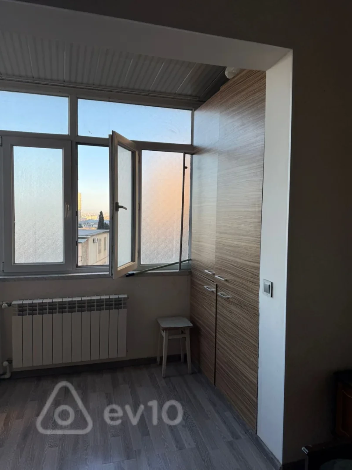 Kirayə verilir 1 otaqlı köhnə tikili 40 m²