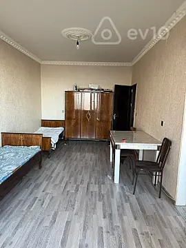 Kirayə verilir 1 otaqlı köhnə tikili 40 m²