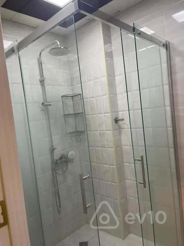 Kirayə verilir 2 otaqlı yeni tikili 60 m²