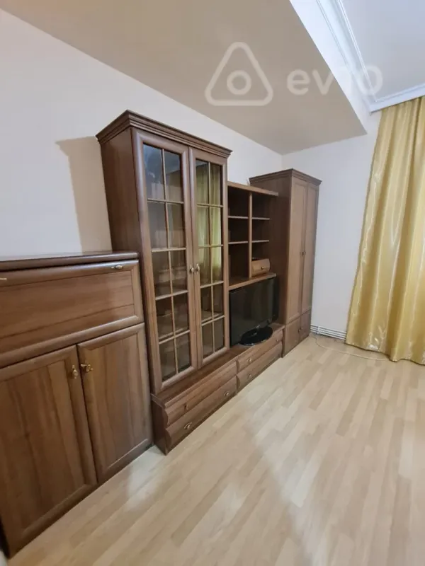 Kirayə verilir 2 otaqlı yeni tikili 65 m²