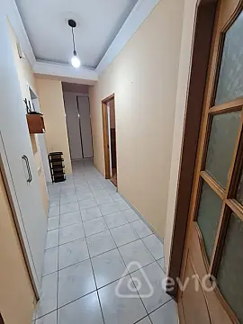 Kirayə verilir 2 otaqlı yeni tikili 65 m²