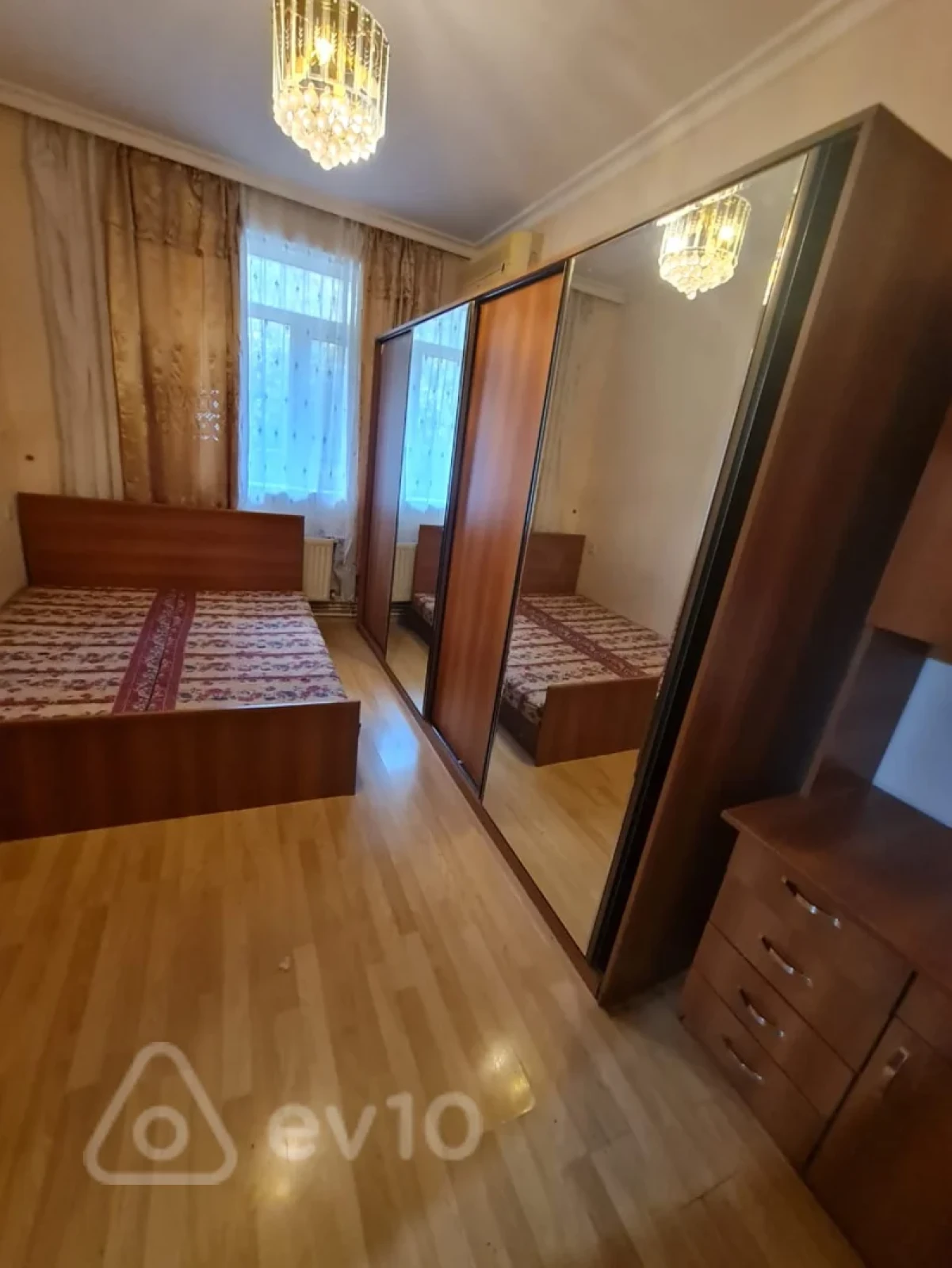 Kirayə verilir 2 otaqlı yeni tikili 65 m²