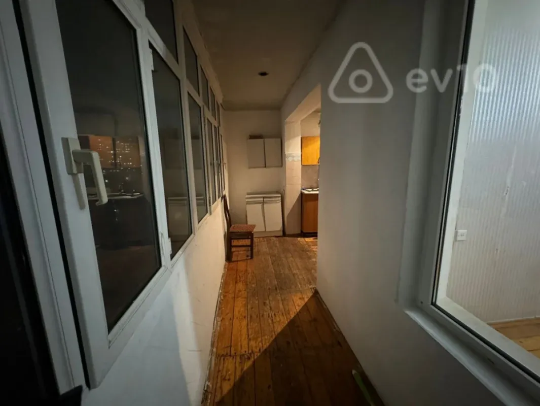 Kirayə verilir 3 otaqlı köhnə tikili 85 m²