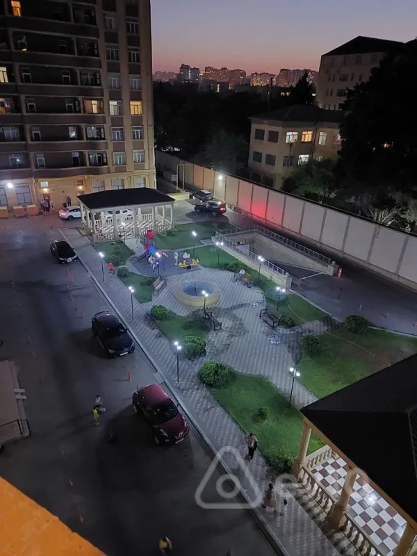 Kirayə verilir 2 otaqlı yeni tikili 113 m²