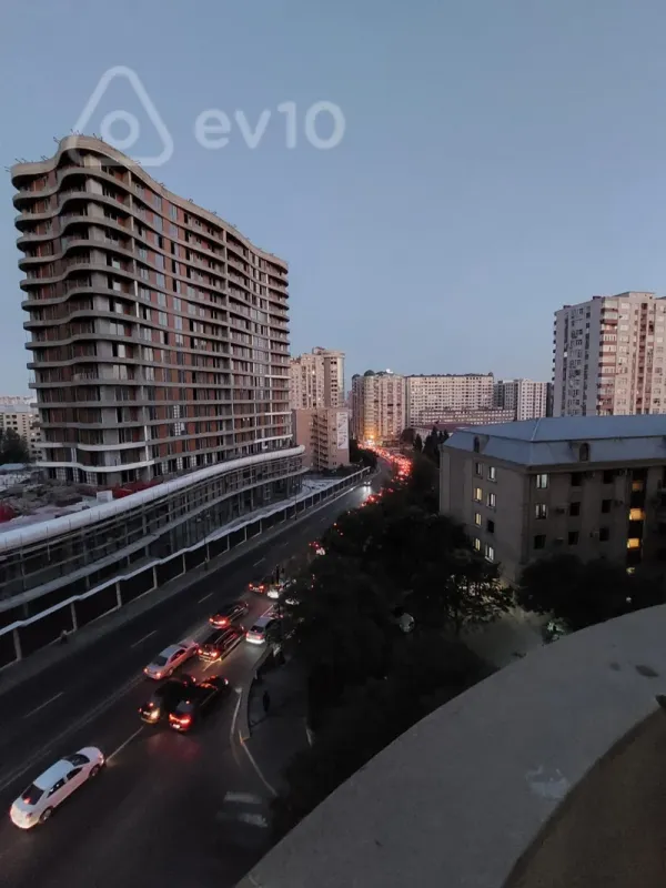 Kirayə verilir 2 otaqlı yeni tikili 113 m²