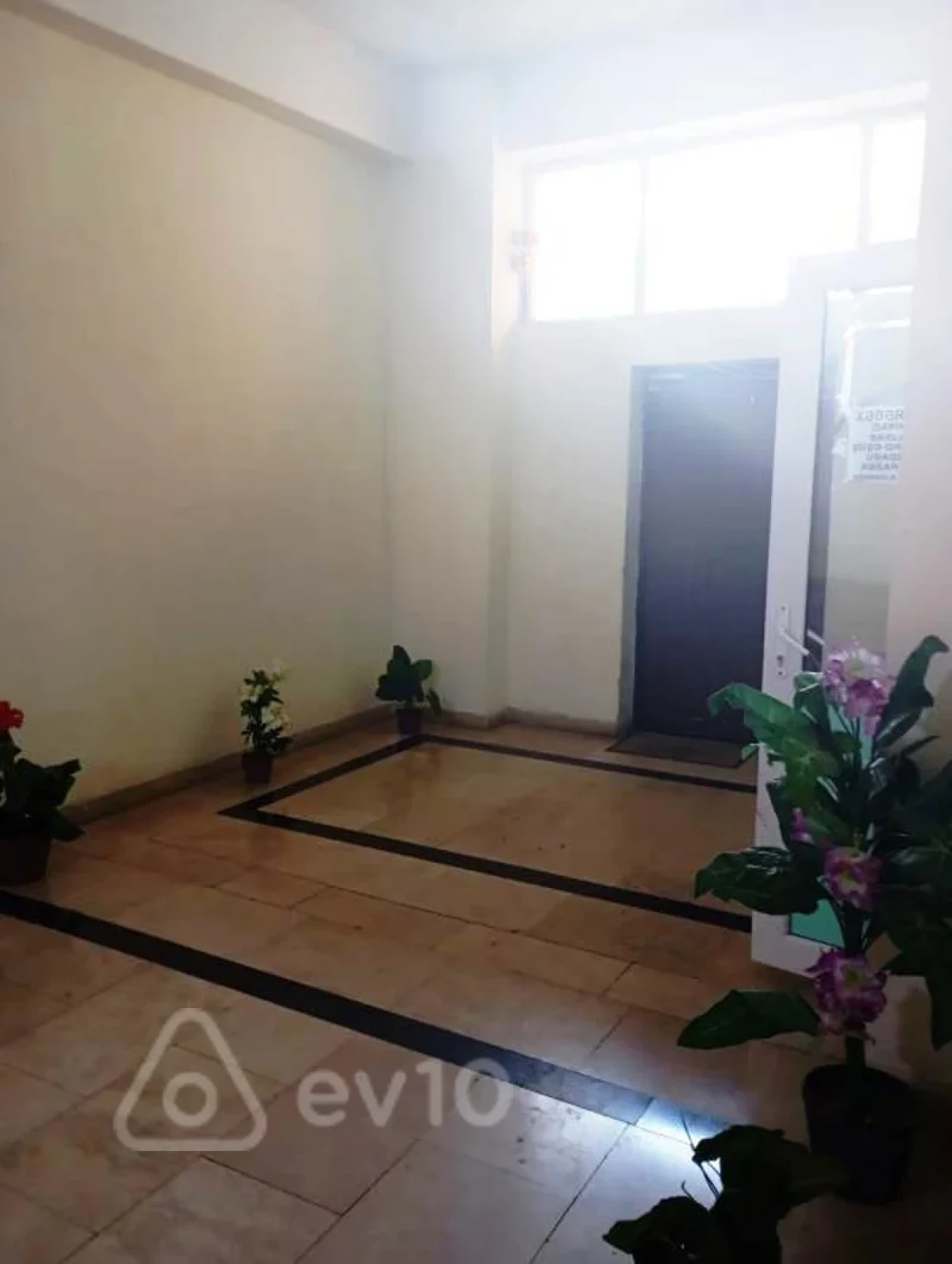 Kirayə verilir 3 otaqlı yeni tikili 100 m²