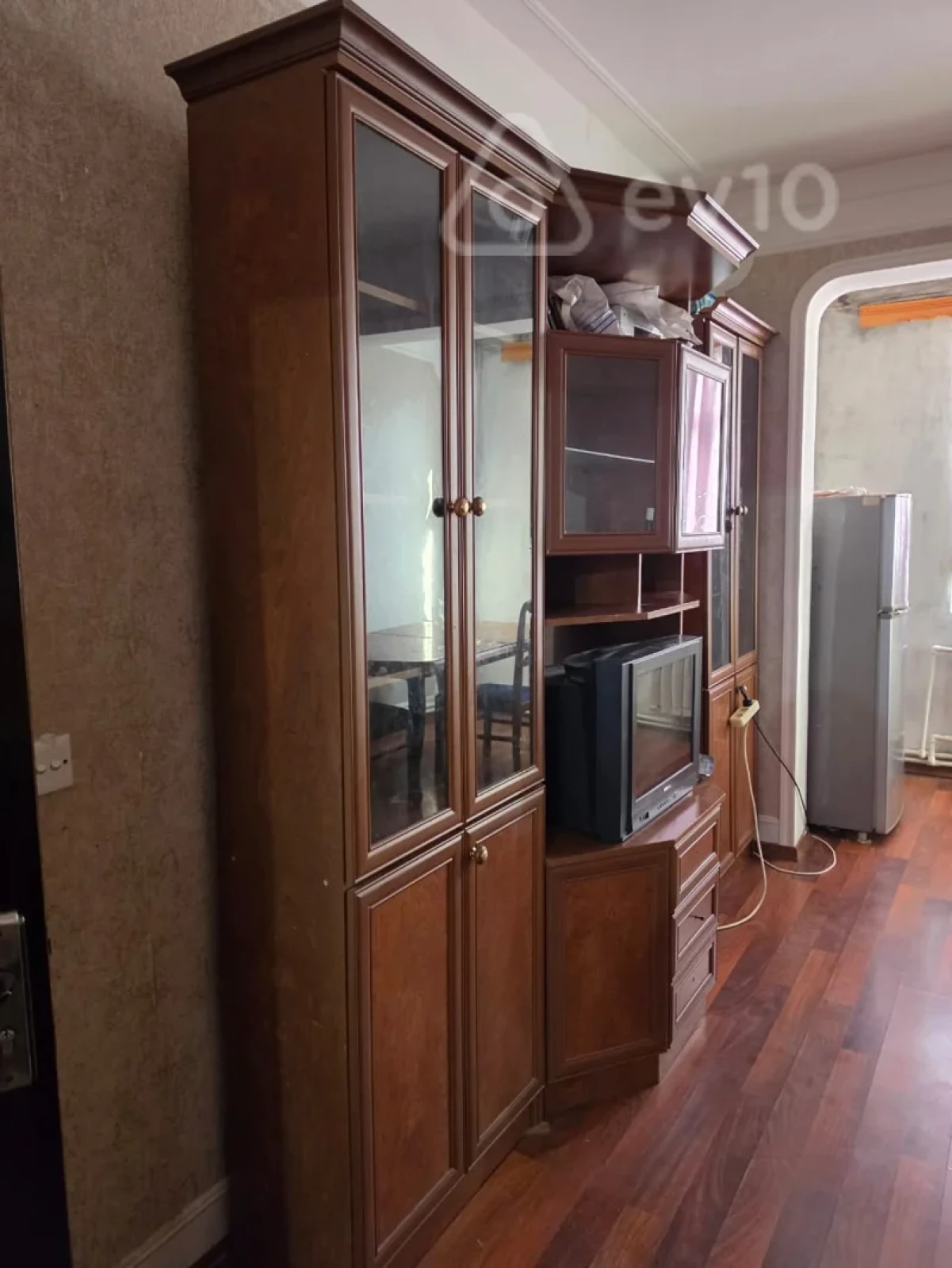 Kirayə verilir 2 otaqlı köhnə tikili 65 m²