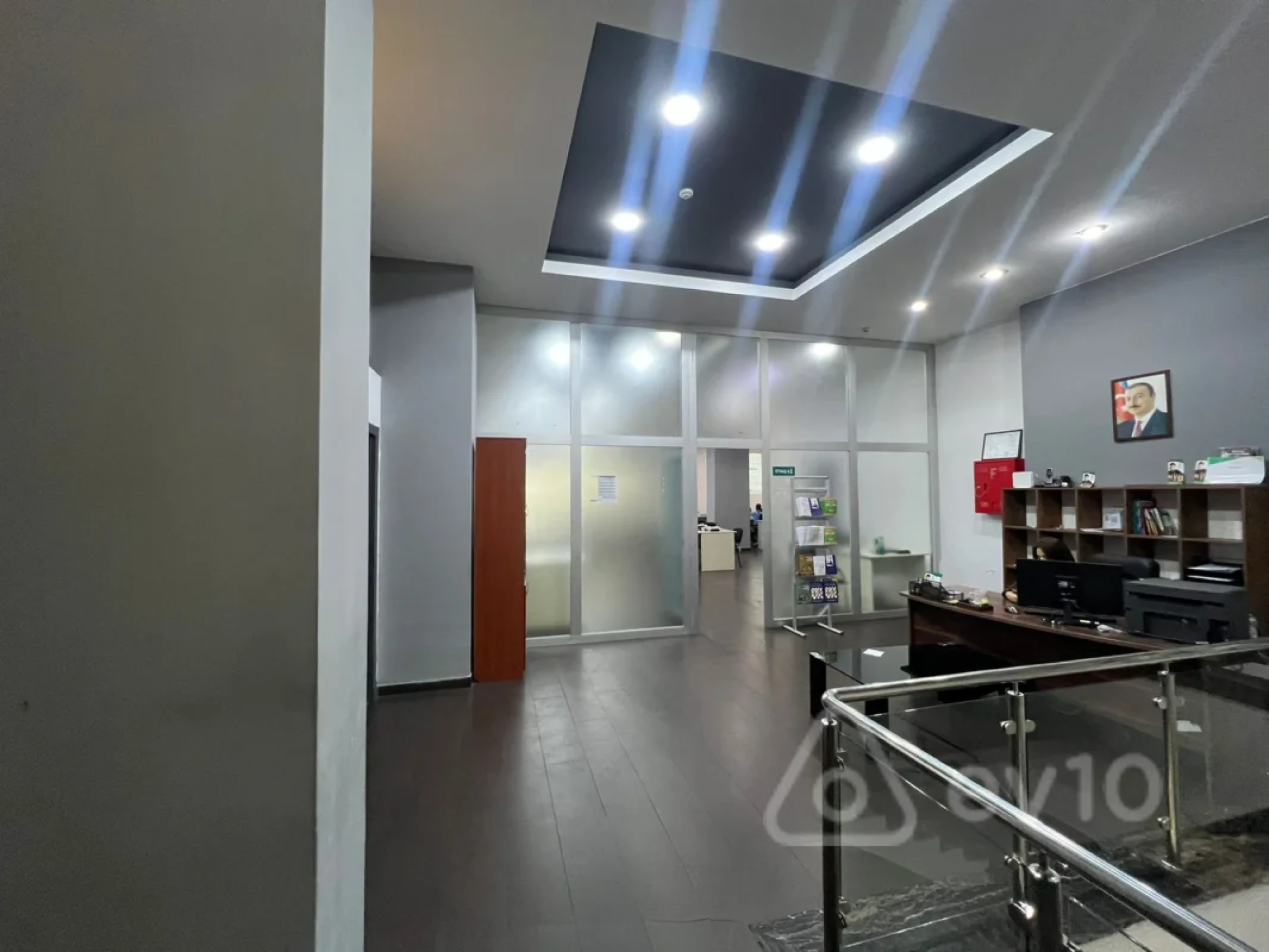 Satılır mənzil 370 m²