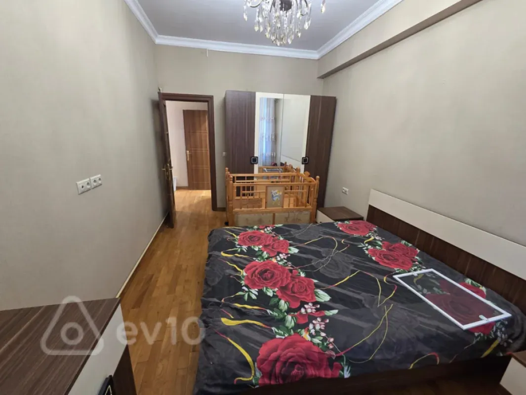 Kirayə verilir 2 otaqlı yeni tikili 60 m²