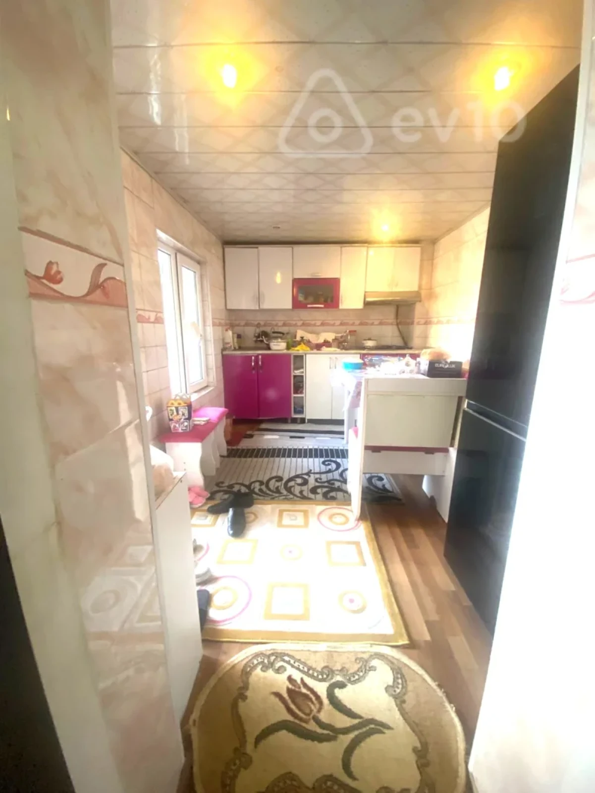 Kirayə verilir 3 otaqlı köhnə tikili 75 m²