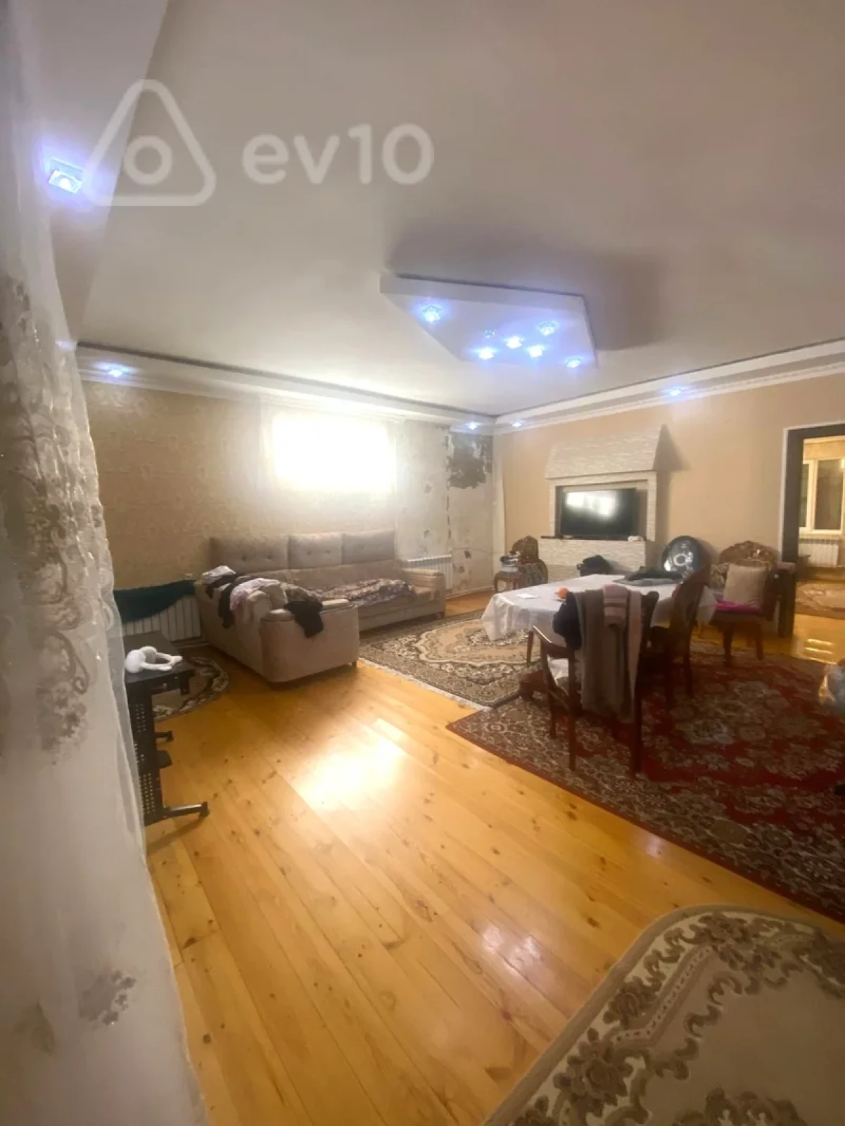 Kirayə verilir 3 otaqlı köhnə tikili 75 m²