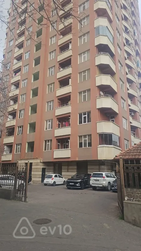 Kirayə verilir 2 otaqlı yeni tikili 65 m²
