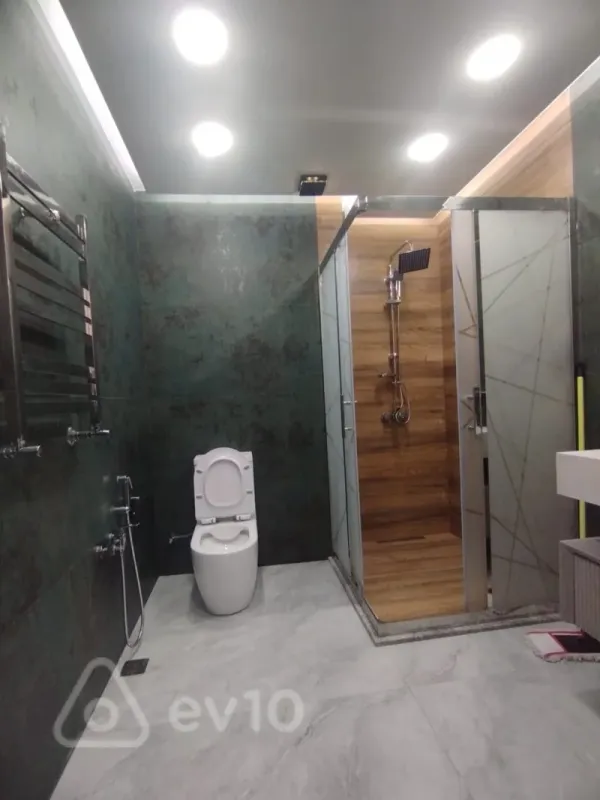 Satılır 2 otaqlı yeni tikili 80 m²