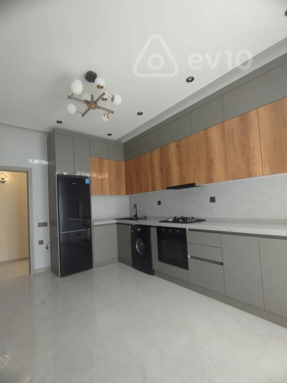 Satılır 2 otaqlı yeni tikili 80 m²