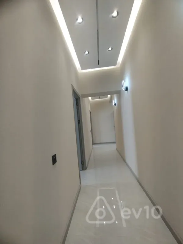 Satılır 2 otaqlı yeni tikili 80 m²