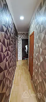 Kirayə verilir 3 otaqlı köhnə tikili 60 m²