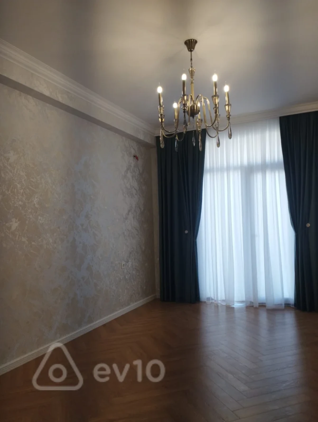 Satılır 2 otaqlı yeni tikili 65 m²