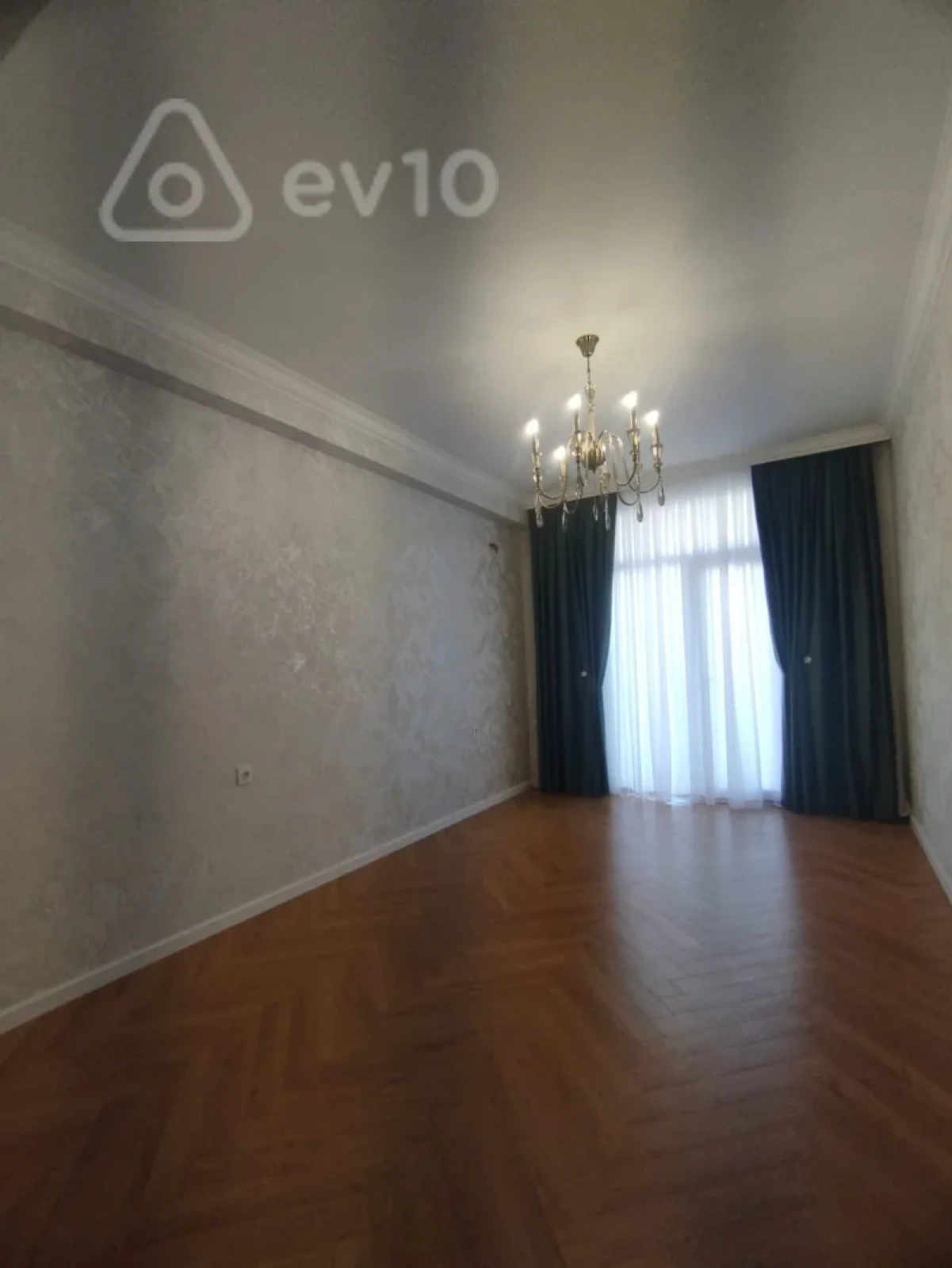 Satılır 2 otaqlı yeni tikili 65 m²