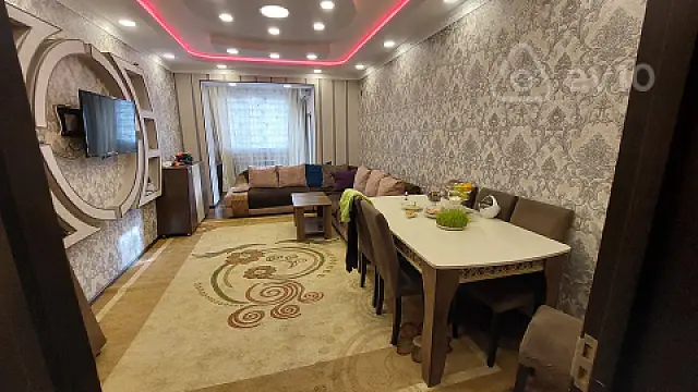 Kirayə verilir 3 otaqlı köhnə tikili 110 m²