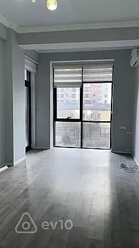 Kirayə verilir 2 otaqlı ofis 70 m²